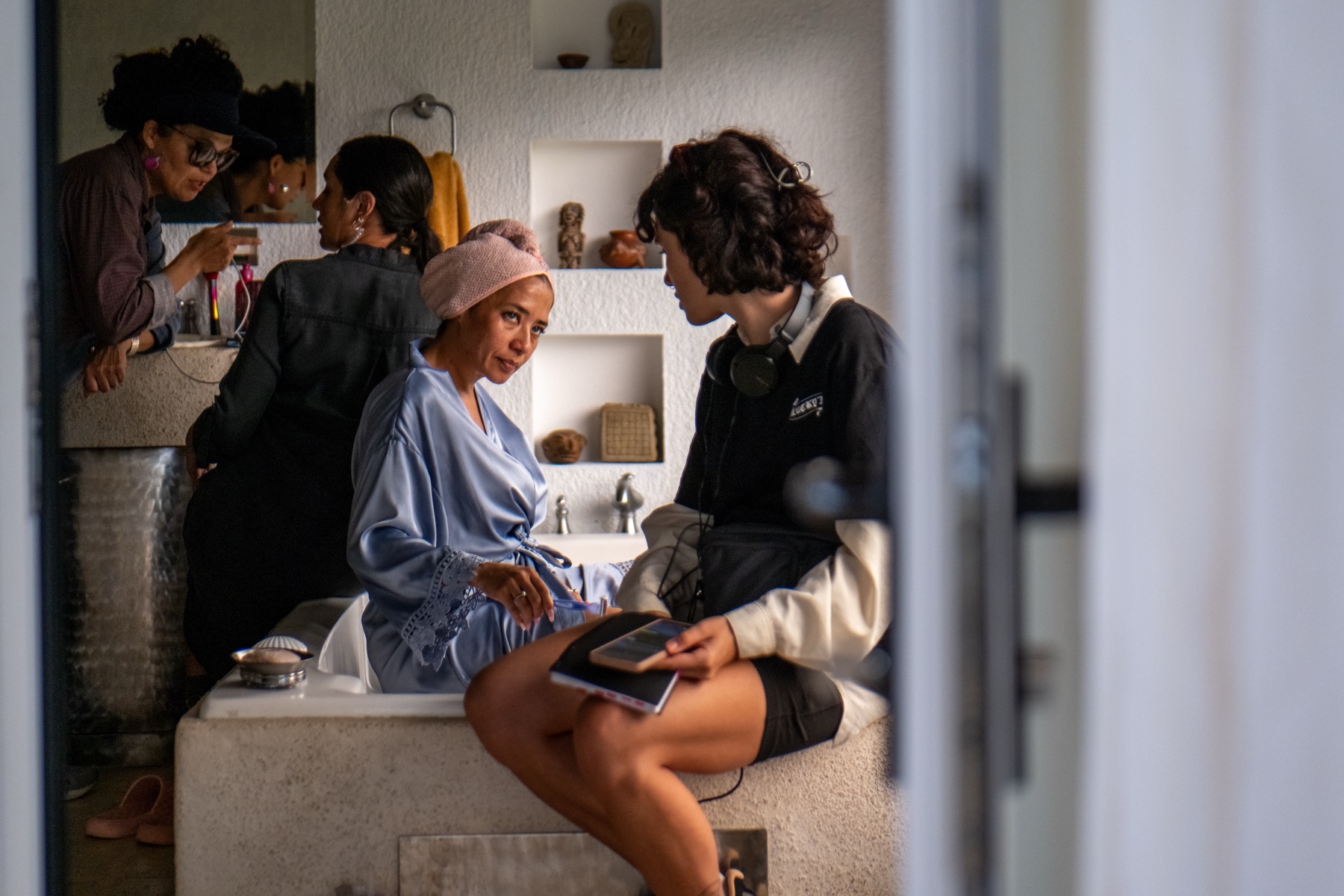 From Actor to Photographer